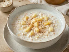 Суп молочный овсяный с яблоками