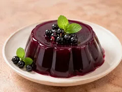 Желе из черной смородины с портвейном